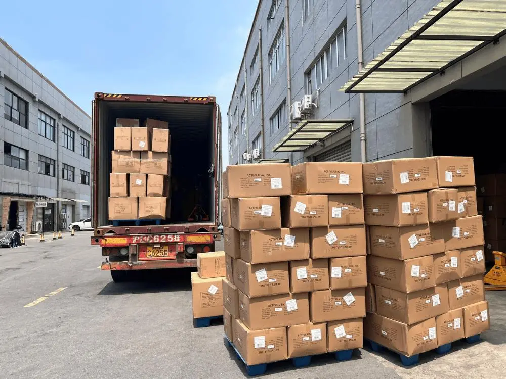 Freight forwarder-owned or partner warehouses